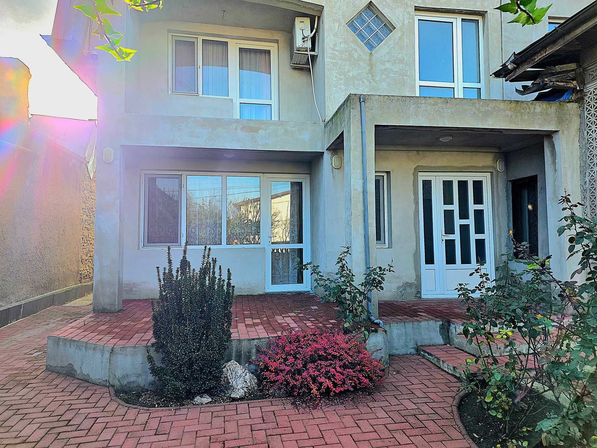 Casă spațioasă P+1+pod cu dublu acces Str. Plevnei, Giurgiu Giurgiu