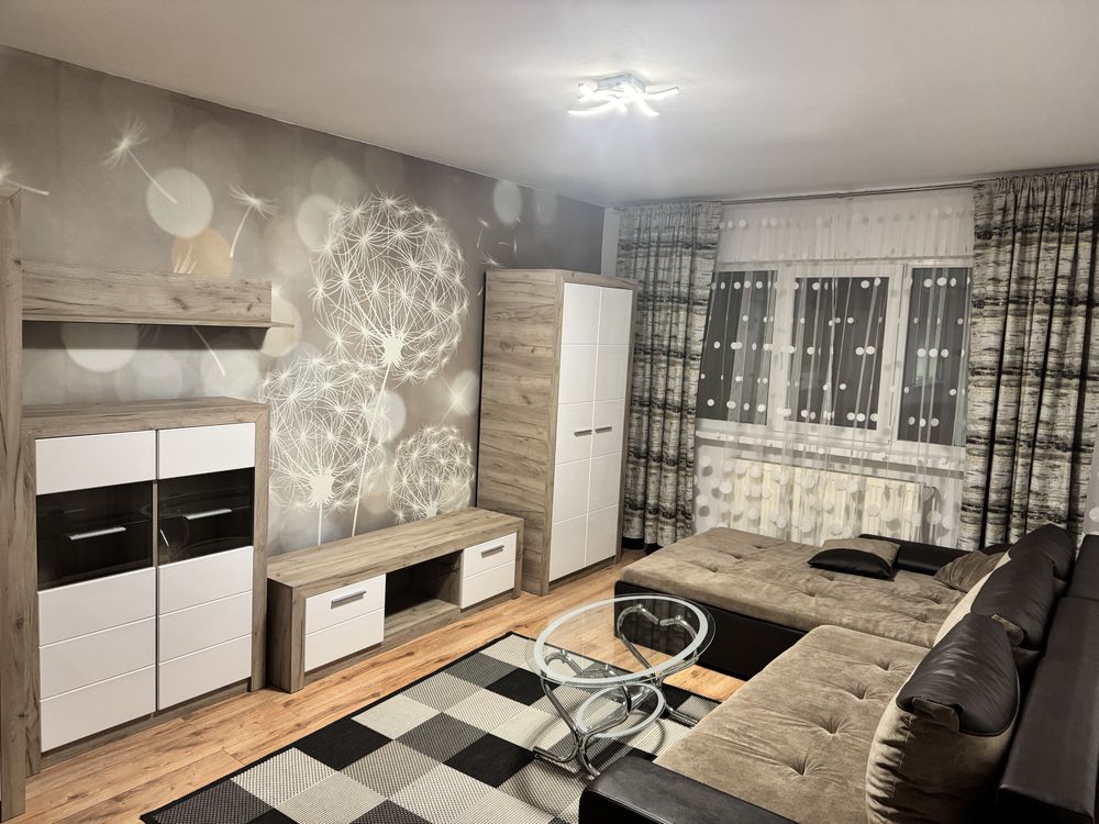 Apartament 3 camere de inchiriat Sibiu