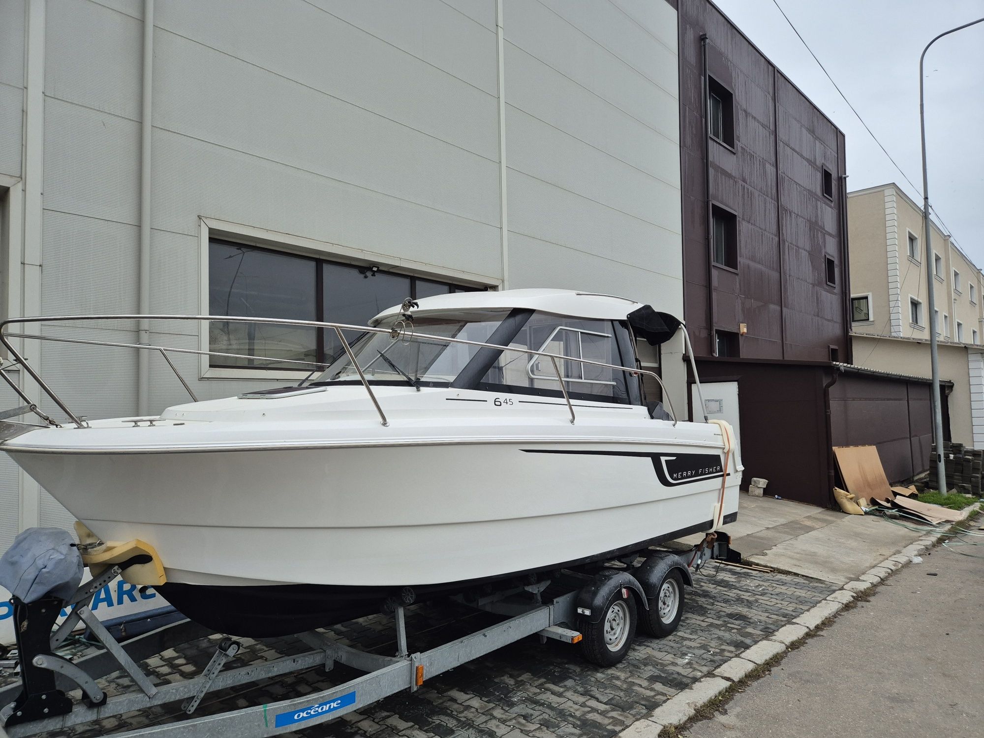 Merry Fisher 645 Buzau