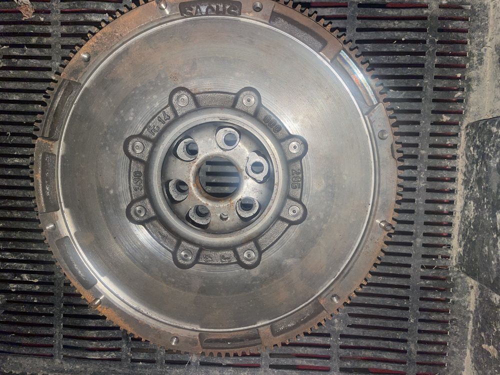 Kit ambreaj ,volanta masa dubla Targu-Mures