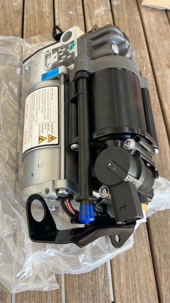 Compresor perna aer bloc de valve supapa audi a6 a7 a8 q7 touareg nou Brail